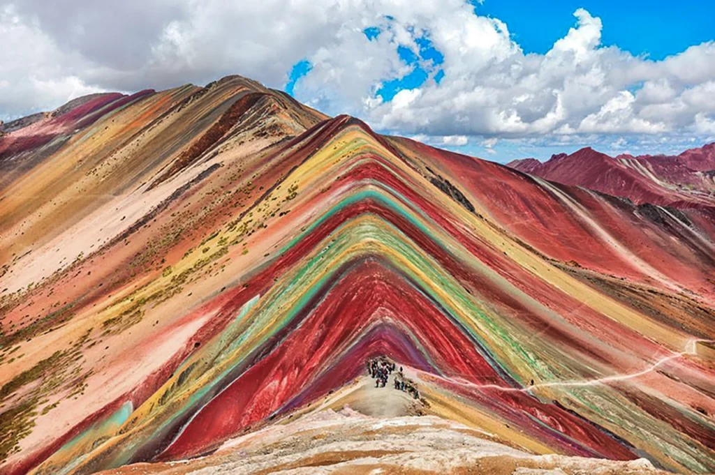 Montaña de Siete Colores -Pachamama Escape