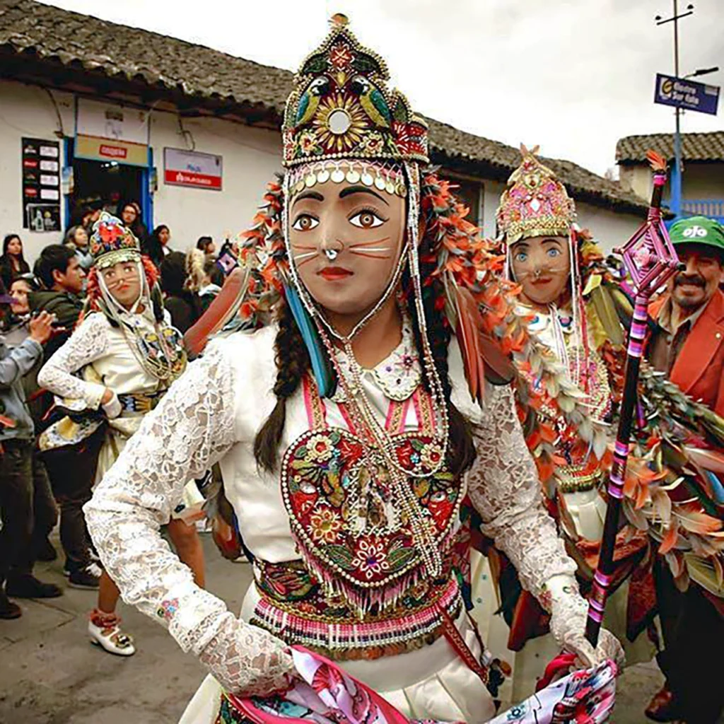 Virgen del Carmen -Pachamama Escape